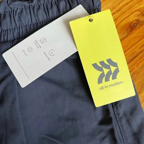 NWT Quick Dry Shorts - Picture 3 of 5